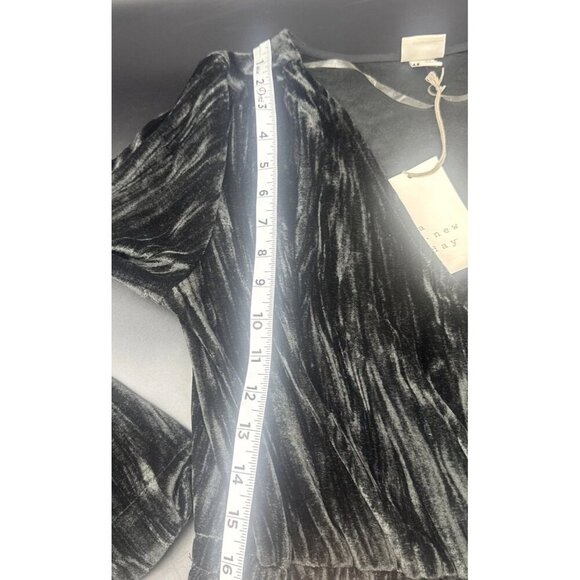 A New Day Women's Black Velour Bell Long Sleeve Jumpsuit Sz XS NEW Party - Picture 13 of 16